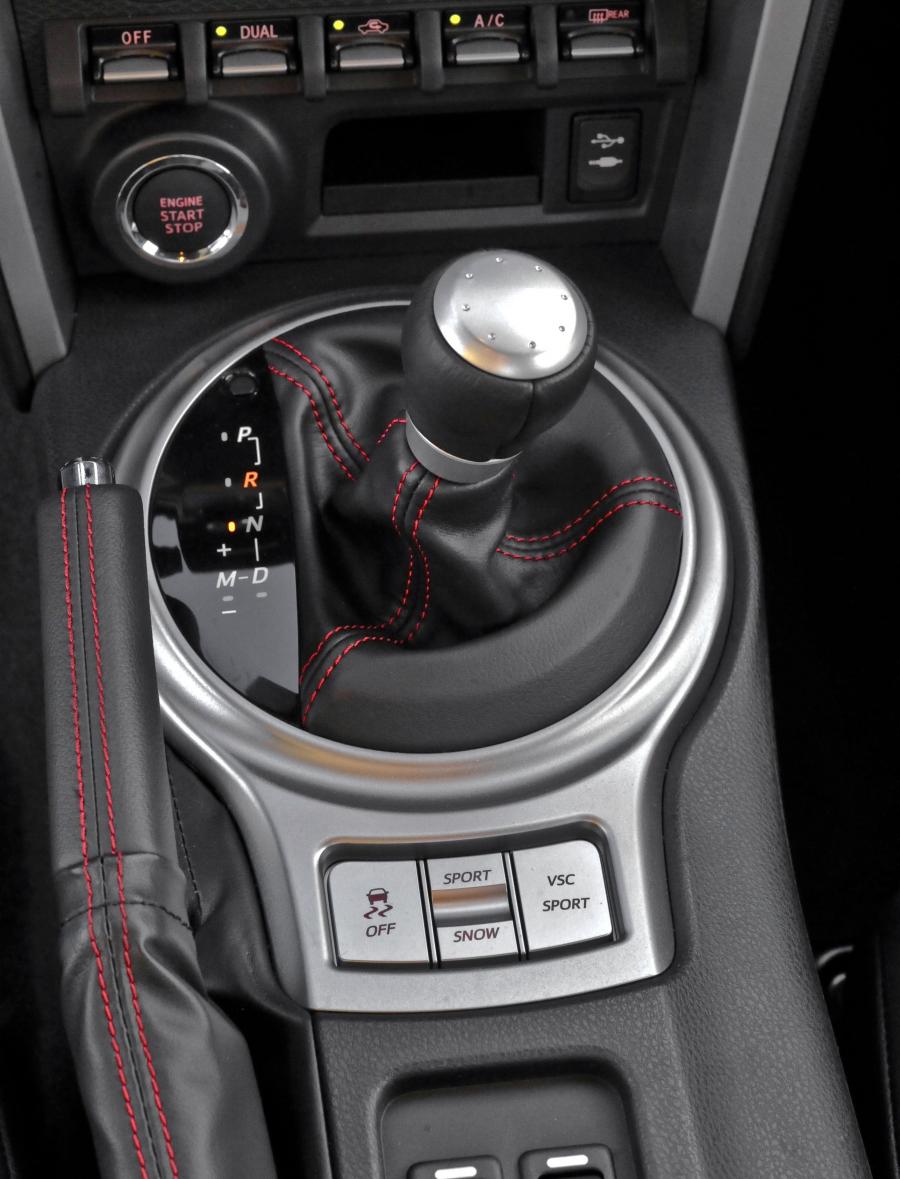  Subaru BRZ 2013 года  (US) (фото 10 из 100)